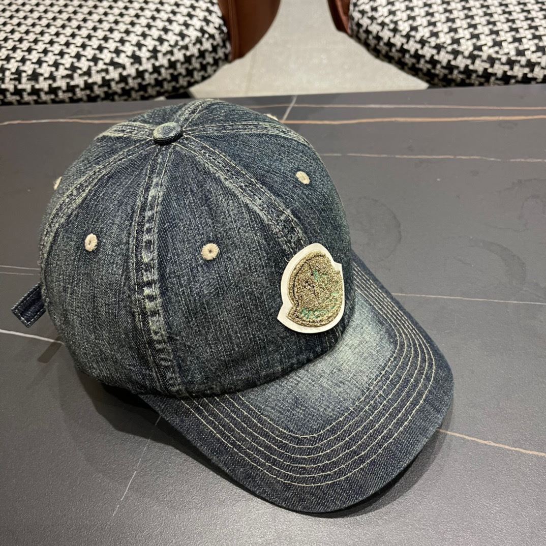 Moncler Caps